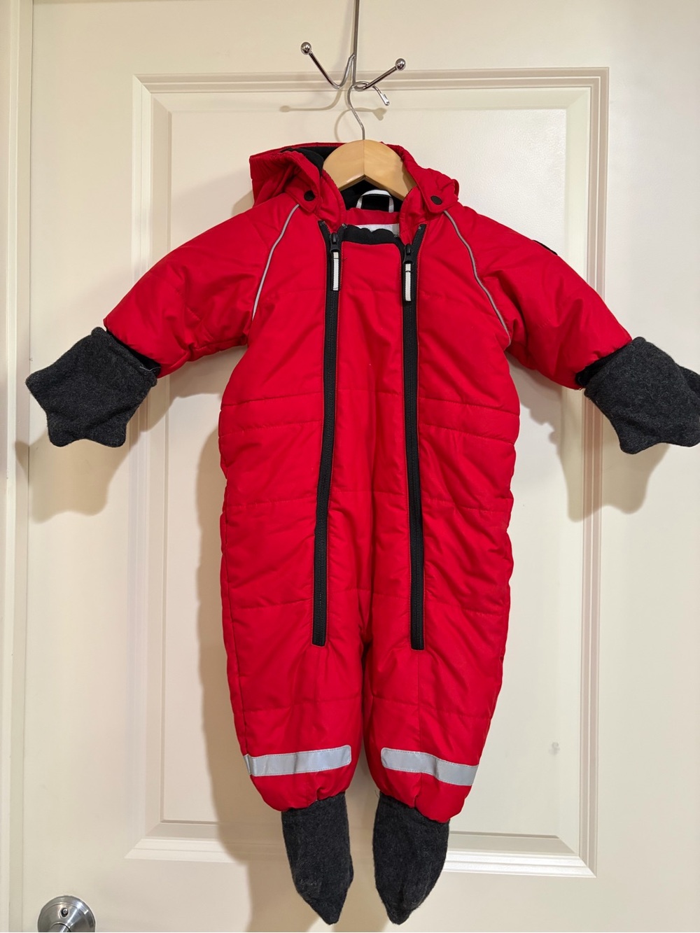 Polarn O. Pyret Red Hooded baby 4-6m Snowsuit with wool mittens